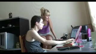 ���ລະຫຼັງຈາກນັ້ນອື່ນໆໃຊ້ເວລາຂອງພຣະຕູ