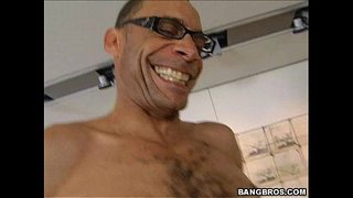 Rebeca Linares - Ramon Камшот