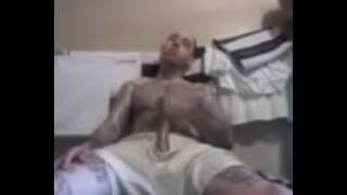 Guy abjad, big, sess maqtul