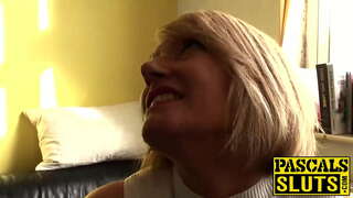 Sexy mature děvka Amy potřebuje hrubý bušení s a velký kohout