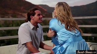 MILF stepmom cockriding පසු fellatio