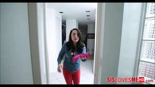 SisLovesMeHD - חזה גדול טבעי האחות החורגת לשחק POV