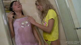 Йӓнгем тергӓ кӹзӹтшӹ гӹц кок оргазм анальный дилдо рвезырак лесбиянка