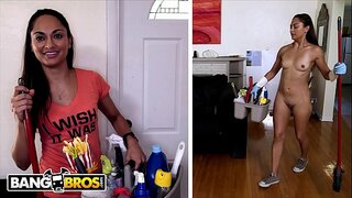 BANGBROS - Petite Housekeeper ግምገማዎች መጠቀም Hispanic Pussy ቅድሚያ መሠረት በመስጠት