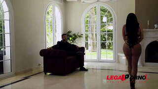 Melengkung Latina pembantu rumah Kesha Ortega membolehkan bos bang-nya besar dada dan basah merah jambu GP848