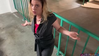 Мачуха лютує, що її пасинок кончає в її піхву